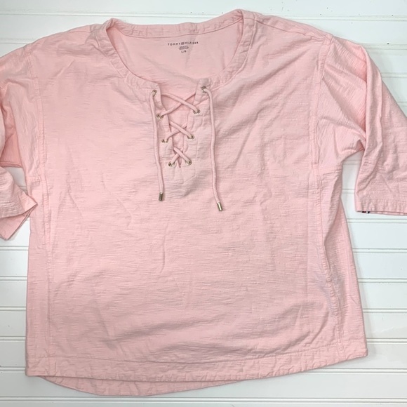 Tommy Hilfiger pink lace front top L - Picture 1 of 8